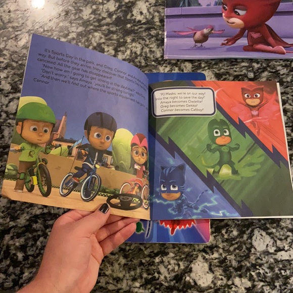 🔴 Disney PJ Masks Book Bundle - Picture 6 of 8